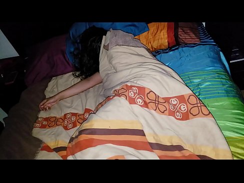 ❤️ Stepson ap reprimande jenn bèlmè li pandan l ap dòmi. Porno vk nan nou